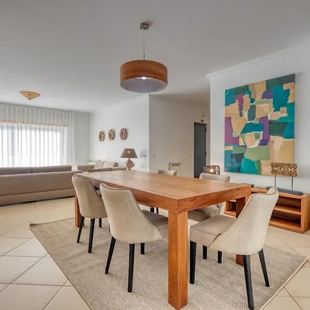 Lägenhet D'el Rey - A4 *